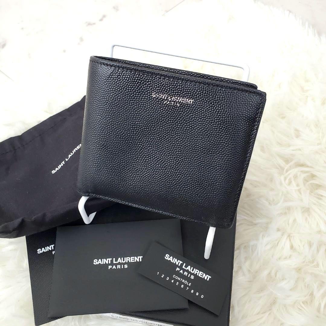 美品 男性人気 サンローラン 2つ折り財布 キャビアスキン 黒 付属品完備 レア